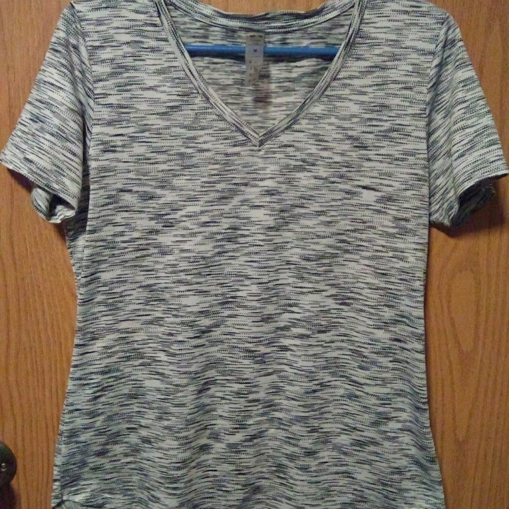 Sports shirt